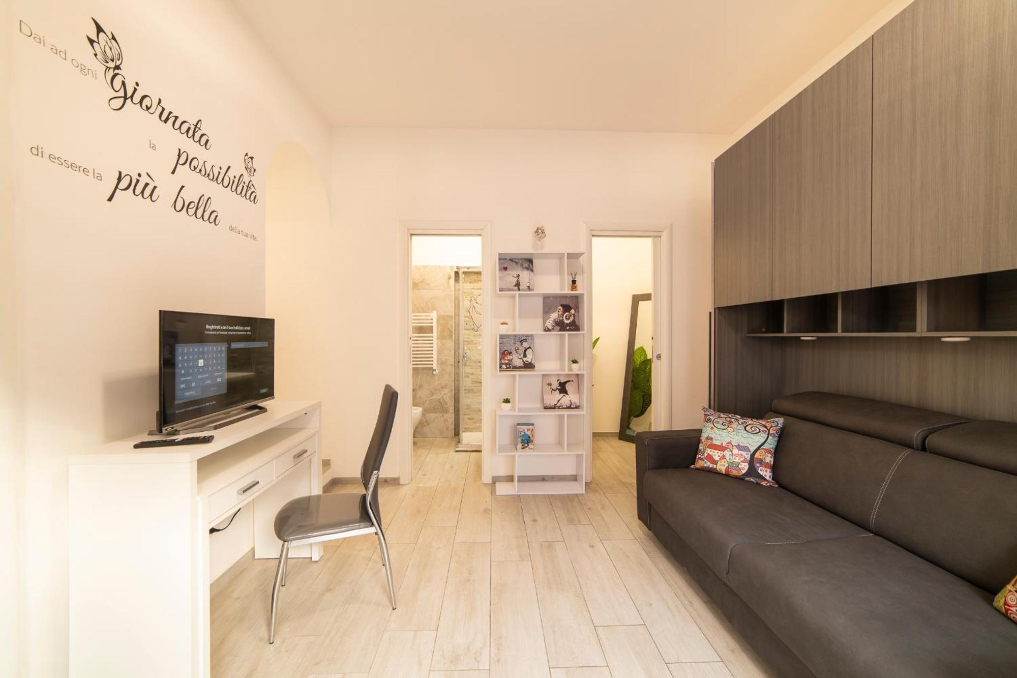 Smart Home - Trilocale Con Parcheggio Privato Rome Exterior photo