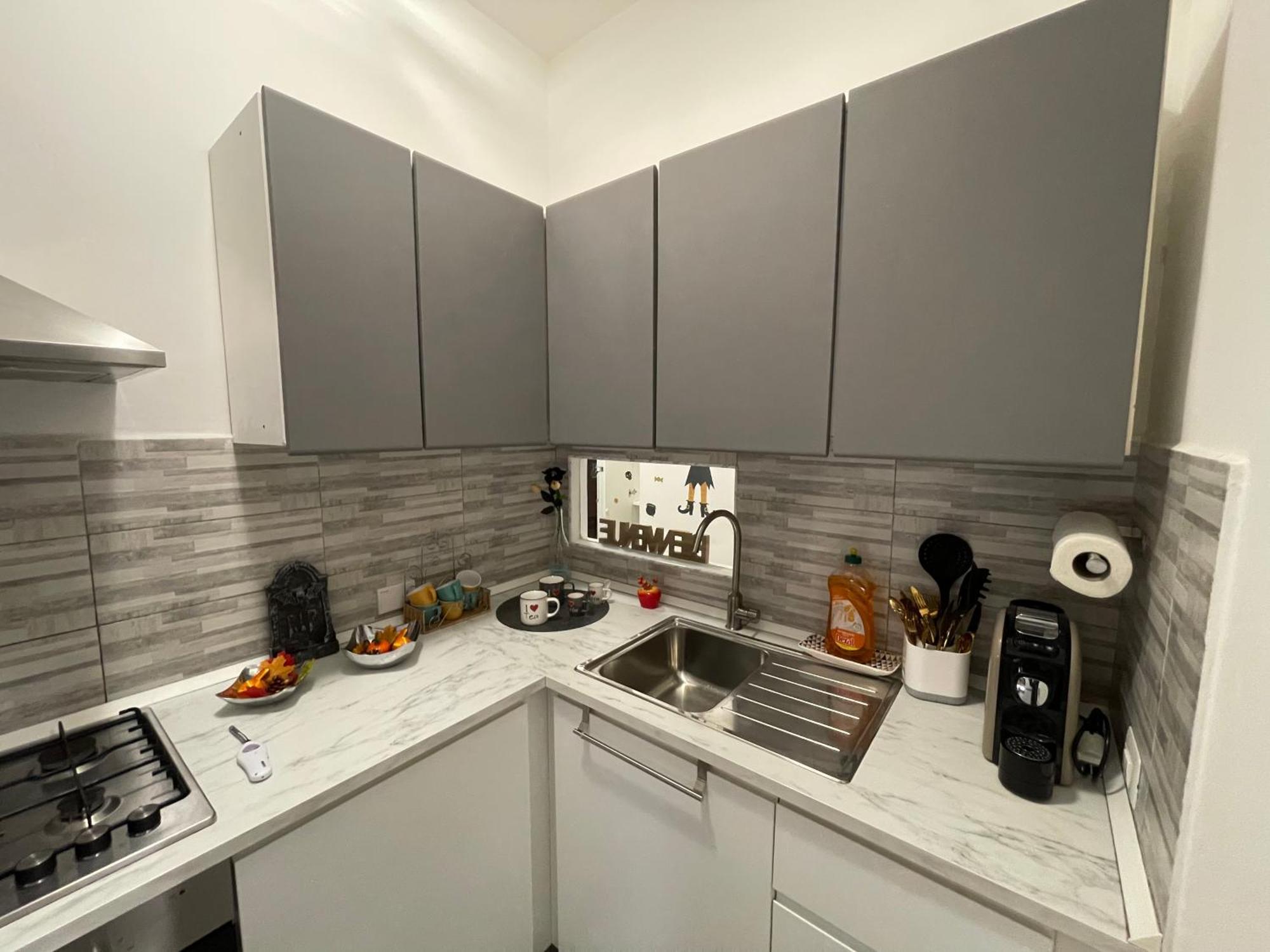 Smart Home - Trilocale Con Parcheggio Privato Rome Exterior photo
